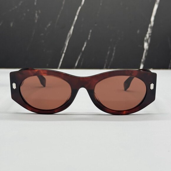 NEW FE40125F 54S FENDI SUNGLASSES SHINY RED HAVANA WOMEN EYEWEAR FENDI - Picture 3 of 12